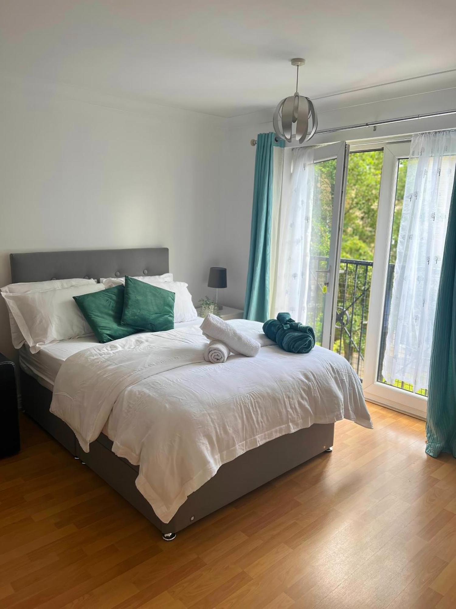 Luxury Rooms And An En-Suite Room With Free Wi-Fi Clarendon Way Κόλτσεστερ Εξωτερικό φωτογραφία