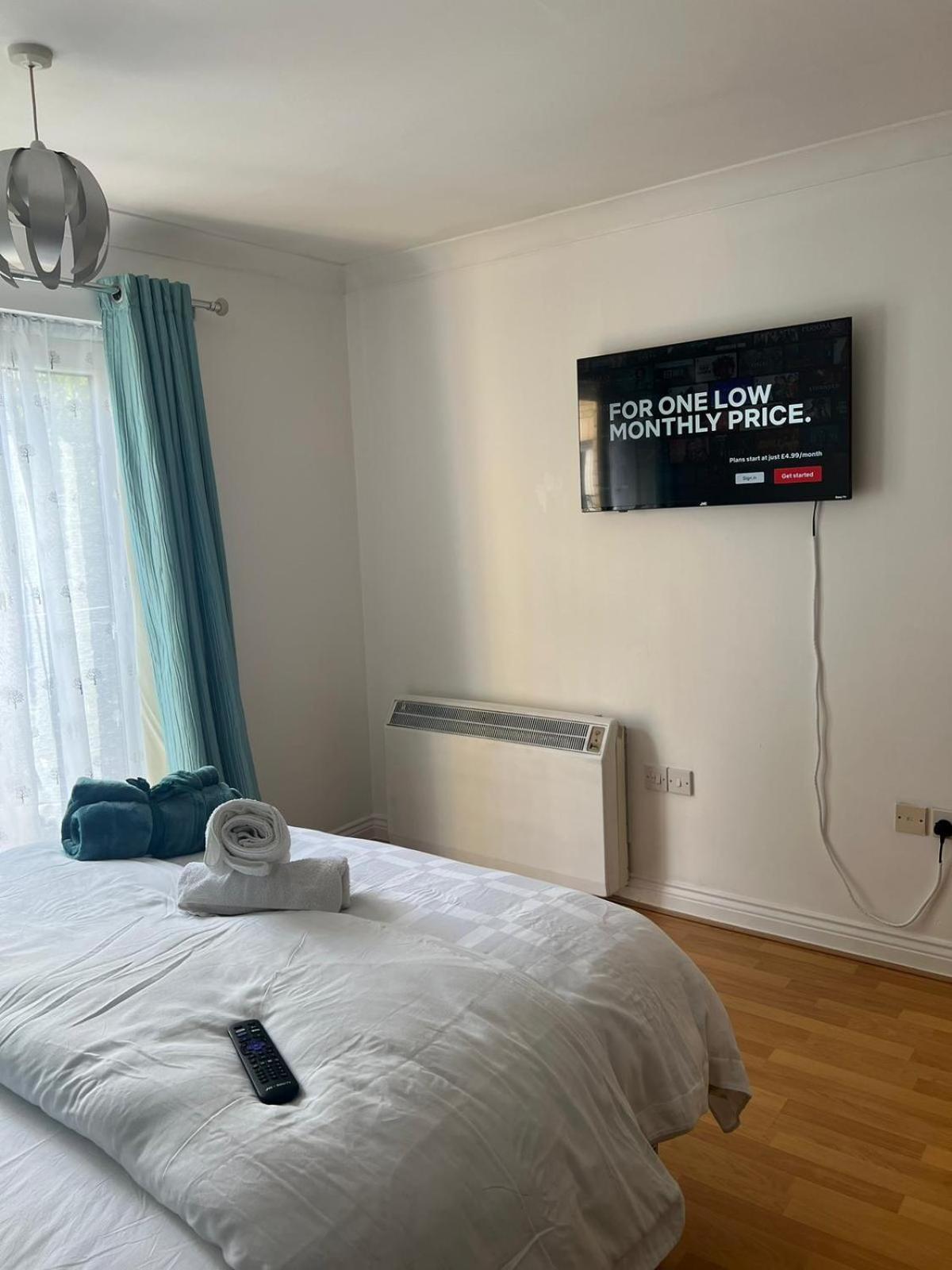 Luxury Rooms And An En-Suite Room With Free Wi-Fi Clarendon Way Κόλτσεστερ Εξωτερικό φωτογραφία