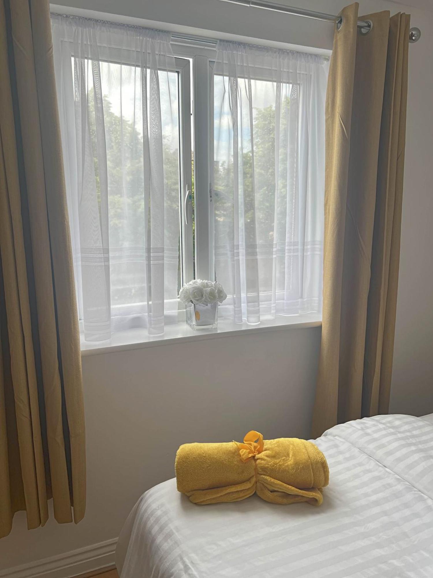 Luxury Rooms And An En-Suite Room With Free Wi-Fi Clarendon Way Κόλτσεστερ Εξωτερικό φωτογραφία