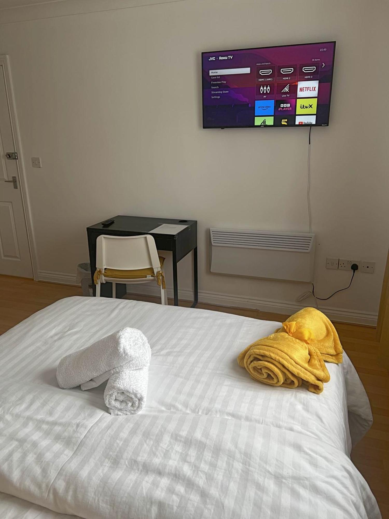 Luxury Rooms And An En-Suite Room With Free Wi-Fi Clarendon Way Κόλτσεστερ Εξωτερικό φωτογραφία
