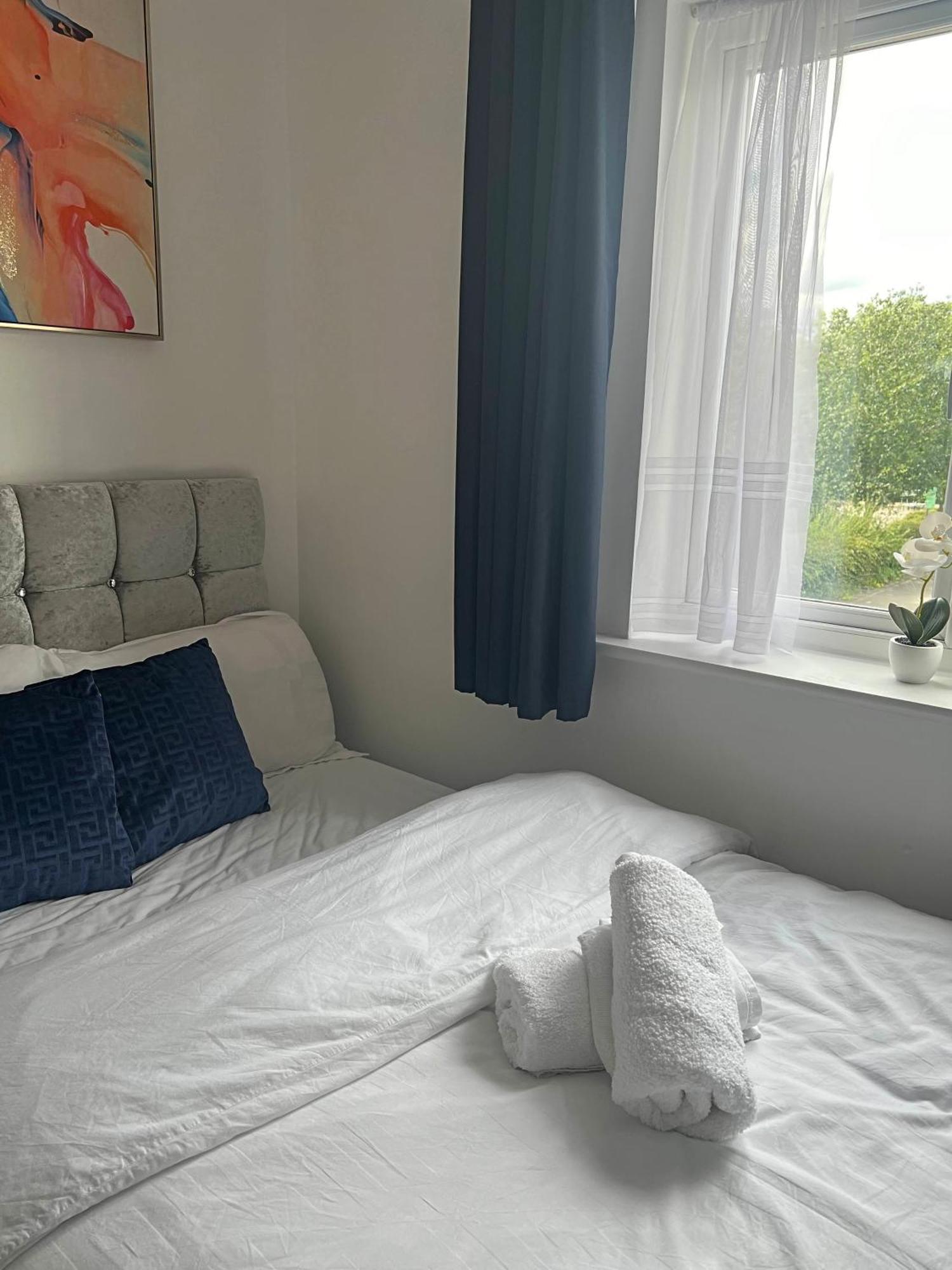 Luxury Rooms And An En-Suite Room With Free Wi-Fi Clarendon Way Κόλτσεστερ Εξωτερικό φωτογραφία