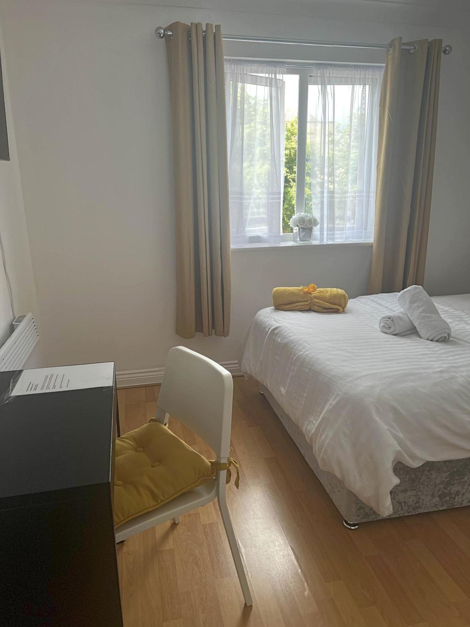 Luxury Rooms And An En-Suite Room With Free Wi-Fi Clarendon Way Κόλτσεστερ Εξωτερικό φωτογραφία