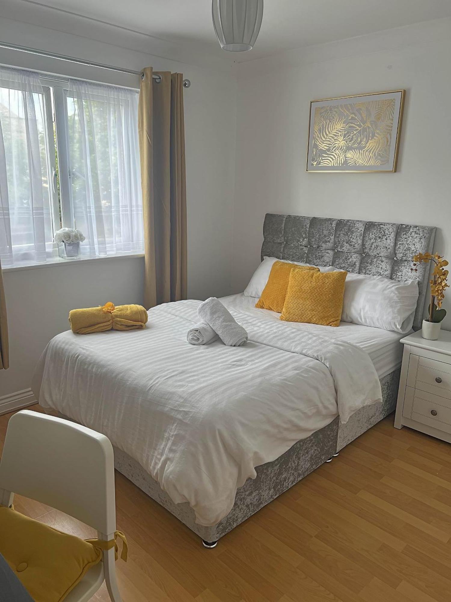 Luxury Rooms And An En-Suite Room With Free Wi-Fi Clarendon Way Κόλτσεστερ Εξωτερικό φωτογραφία